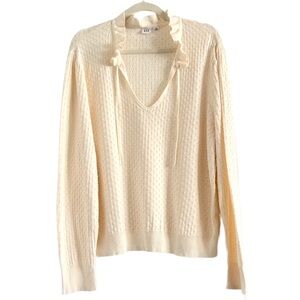 ☘️ 3/$17 GAP Cream V-Neck Sweater with Ruffle Trim